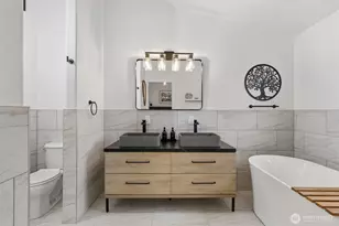 7440 S Eagle Glen Ln, Clinton, WA 98236 - Photo 18