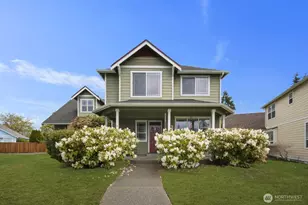 1424 Latham Ct, DuPont, WA 98327 - Photo 2