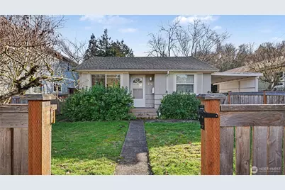 316 32nd Avenue E, Seattle, WA 98112 - Photo 2