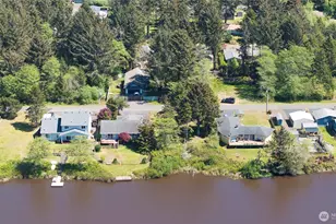 743 Copalis Ave NE, Ocean Shores, WA 98569 - Photo 1
