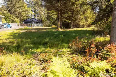 743 Copalis Avenue NE, Ocean Shores, WA 98569 - Photo 6