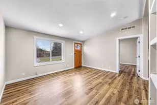 3027 Bayview Dr, Bellingham, WA 98226 - Photo 8