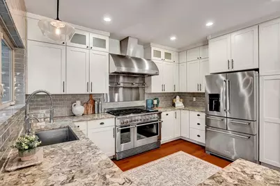 3018 Ilwaco Avenue NE, Renton, WA 98059 - Photo 16