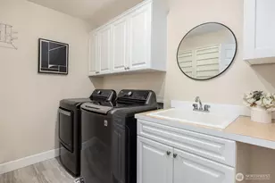 26734 SE 9th Way, Sammamish, WA 98075 - Photo 32