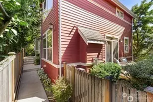 5257 23rd Ave SW, Seattle, WA 98106 - Photo 2