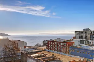 2414 1st Ave, Seattle, WA 98121 - Photo 2