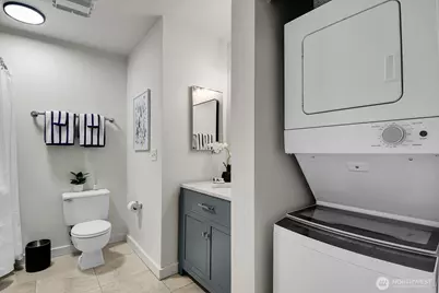 2414 1st Avenue #321, Seattle, WA 98121 - Photo 22