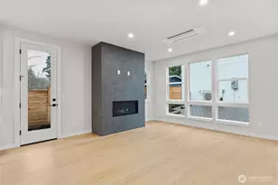 9012 124th Ln NE, Kirkland, WA 98033 - Photo 16