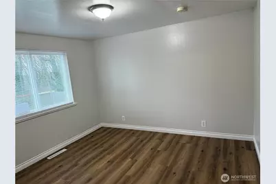 9201 36th Avenue S, Seattle, WA 98168 - Photo 10