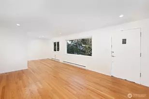 2606 4th Ave N, Seattle, WA 98109 - Photo 2