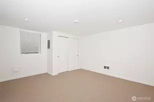 2606 4th Ave N, Seattle, WA 98109 - Photo 12