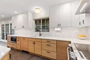 9604 44th Ave SW, Seattle, WA 98136 - Photo 10