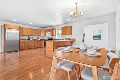 303 Hayes Street, Nooksack, WA 98276 - Photo 10