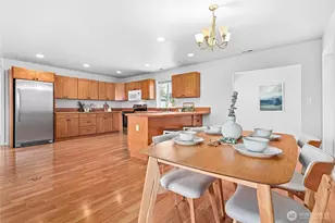 303 Hayes St, Nooksack, WA 98276 - Photo 10