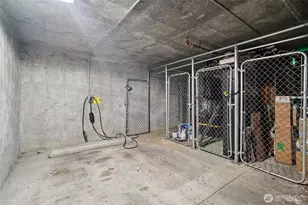 717 E Denny Way, Seattle, WA 98122 - Photo 26