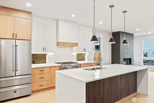 9012 124th Ln NE, Kirkland, WA 98033 - Photo 4