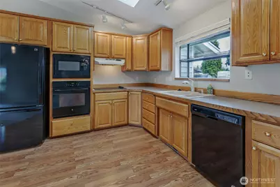 314 16th Street NW, Puyallup, WA 98371 - Photo 6