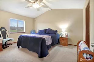 11809 58th Dr NE, Marysville, WA 98271 - Photo 14