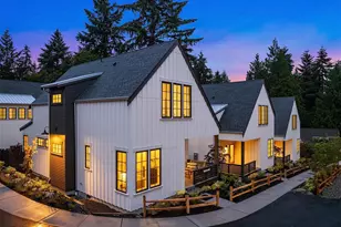 2218 NE 125th St, Seattle, WA 98125 - Photo 2