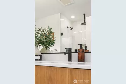 223 NE 75th Street, Seattle, WA 98115 - Photo 28