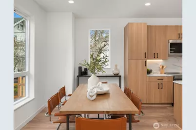 223 NE 75th Street, Seattle, WA 98115 - Photo 10