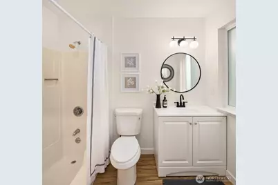 18003 108th Avenue NE #B2, Bothell, WA 98011 - Photo 16