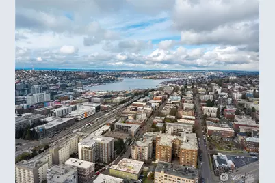 124 Bellevue Avenue E #206, Seattle, WA 98102 - Photo 22