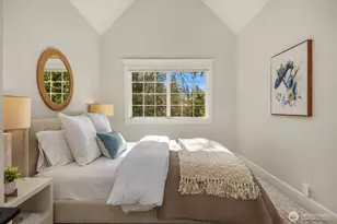 879 Taurnic Pl NW, Bainbridge Island, WA 98110 - Photo 28