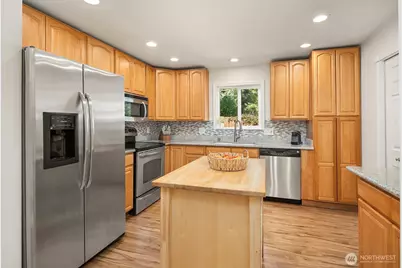 18460 NE Woodinville Duvall Place, Woodinville, WA 98077 - Photo 8