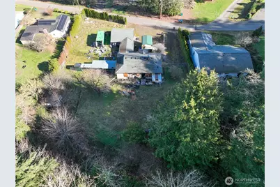 8161 Sandy Road NE, Bremerton, WA 98311 - Photo 10