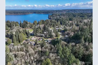 8161 Sandy Road NE, Bremerton, WA 98311 - Photo 16