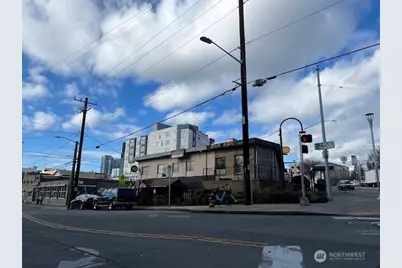 421 Rainier Avenue S, Seattle, WA 98144 - Photo 4