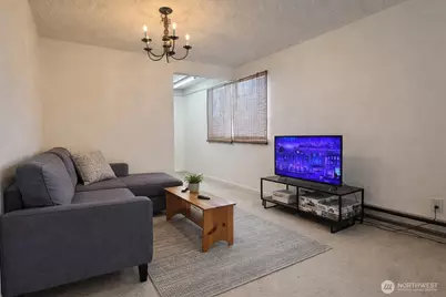 8803 23rd Avenue NE, Seattle, WA 98115 - Photo 24