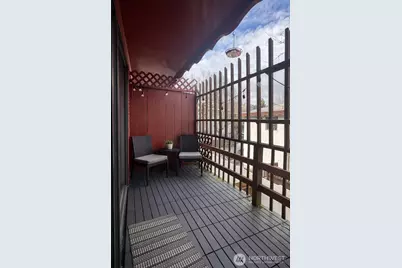 8803 23rd Avenue NE, Seattle, WA 98115 - Photo 30