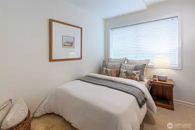 1820 Franklin Avenue E, Seattle, WA 98102 - Photo 22