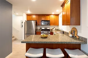 1820 Franklin Ave E, Seattle, WA 98102 - Photo 10