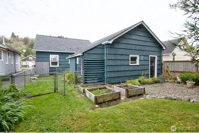 148 Eklund Avenue, Hoquiam, WA 98550 - Photo 6