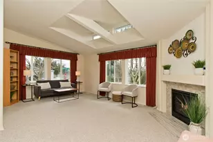 27411 218th Ln SE, Maple Valley, WA 98038 - Photo 4