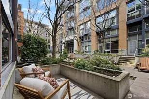 530 Broadway E, Seattle, WA 98102 - Photo 16