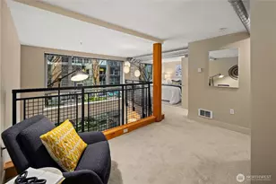 530 Broadway E, Seattle, WA 98102 - Photo 14