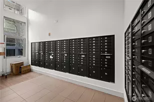 530 Broadway E, Seattle, WA 98102 - Photo 24