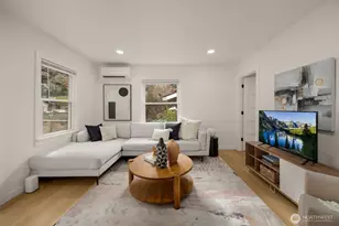 14321 Interlake Ave N, Seattle, WA 98133 - Photo 4