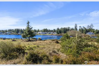 599 E Chance A La Mer NE, Ocean Shores, WA 98569 - Photo 6