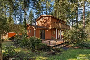 1031 E Manzanita Dr, Union, WA 98592 - Photo 4