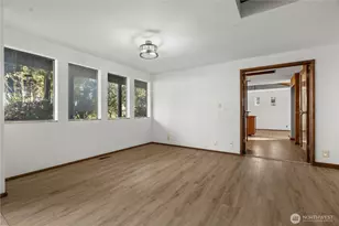 1031 E Manzanita Dr, Union, WA 98592 - Photo 10