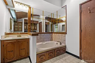 1031 E Manzanita Dr, Union, WA 98592 - Photo 26