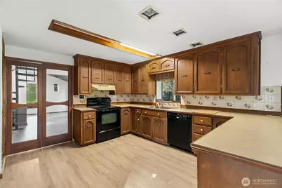 1031 E Manzanita Drive, Union, WA 98592 - Photo 8