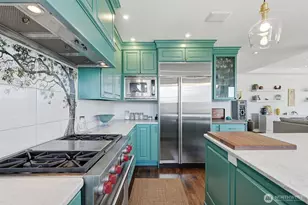 405 Prospect St, Seattle, WA 98109 - Photo 12