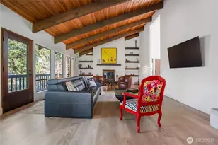 201 E Country Club Dr, Allyn, WA 98524 - Photo 12