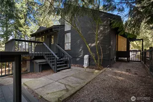 201 E Country Club Dr, Allyn, WA 98524 - Photo 34